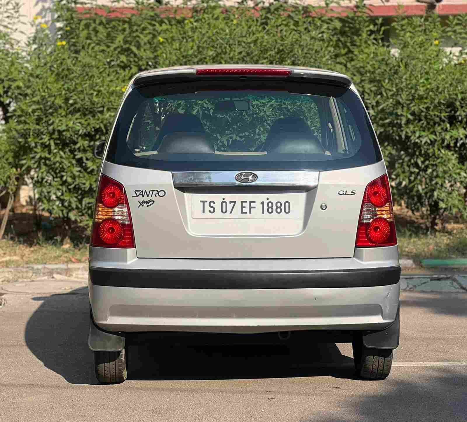 Hyundai Santro Xing GLS - Image 5