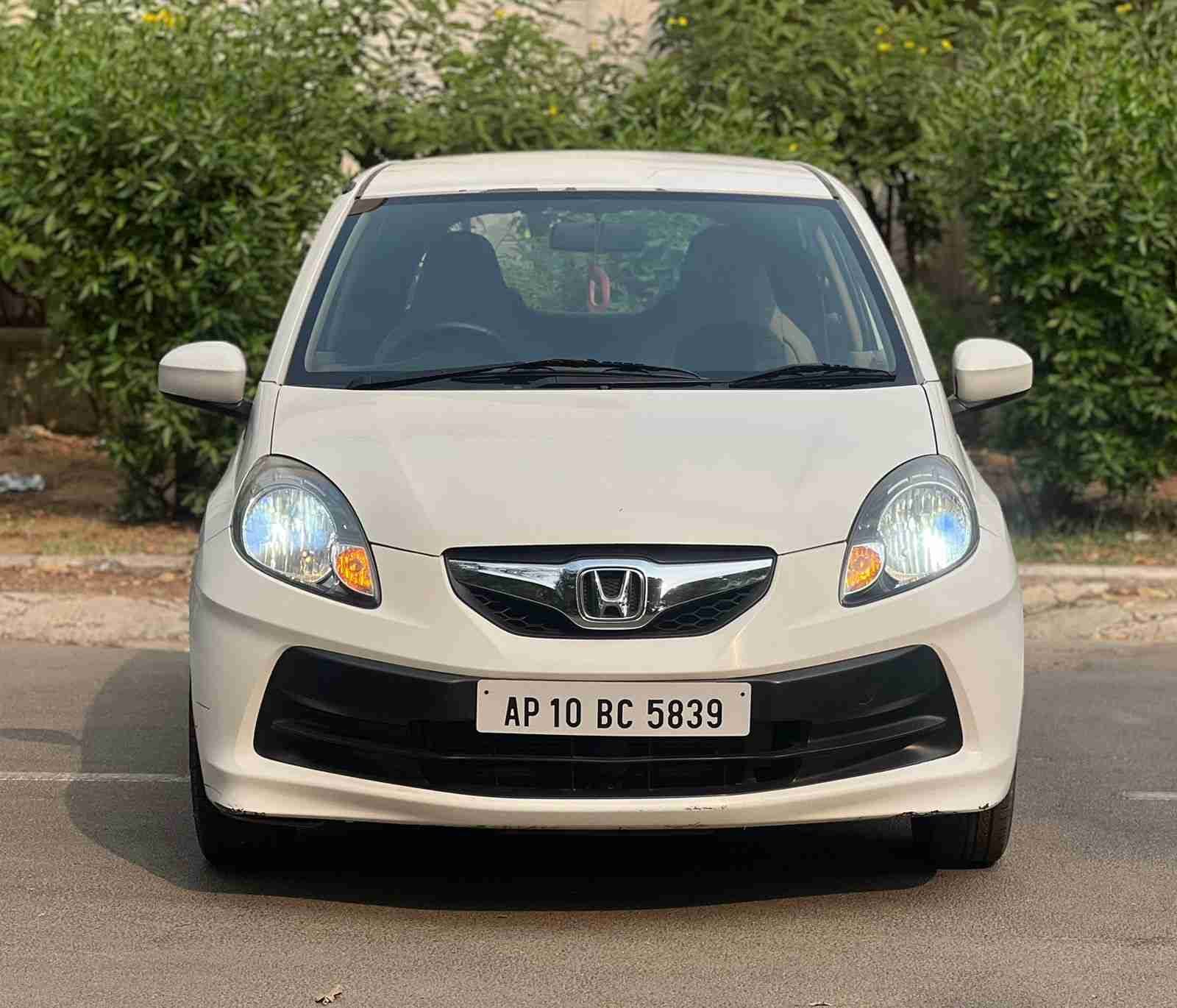 Honda Brio Petrol Manual - Image 3
