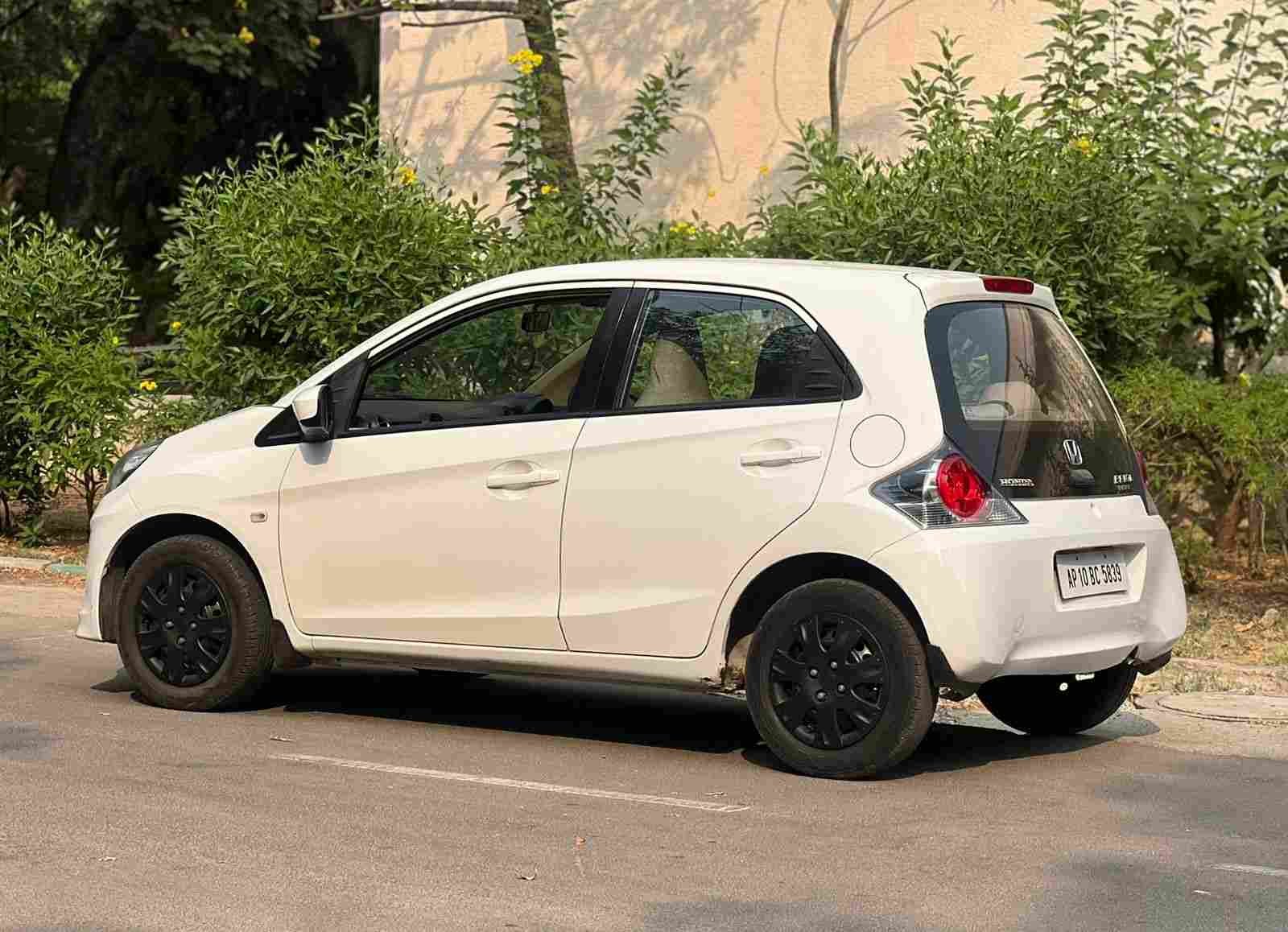 Honda Brio Petrol Manual - Image 4