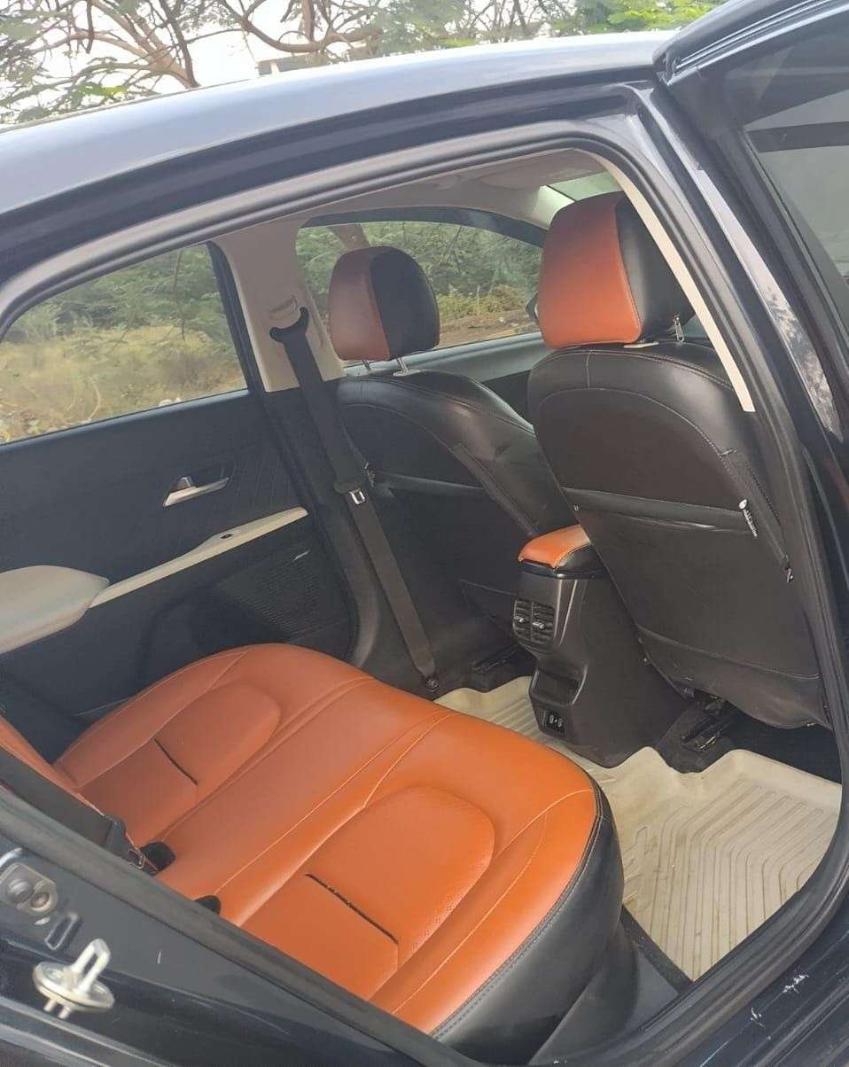 Hyundai Verna SX(O) Petrol Automatic - Image 5