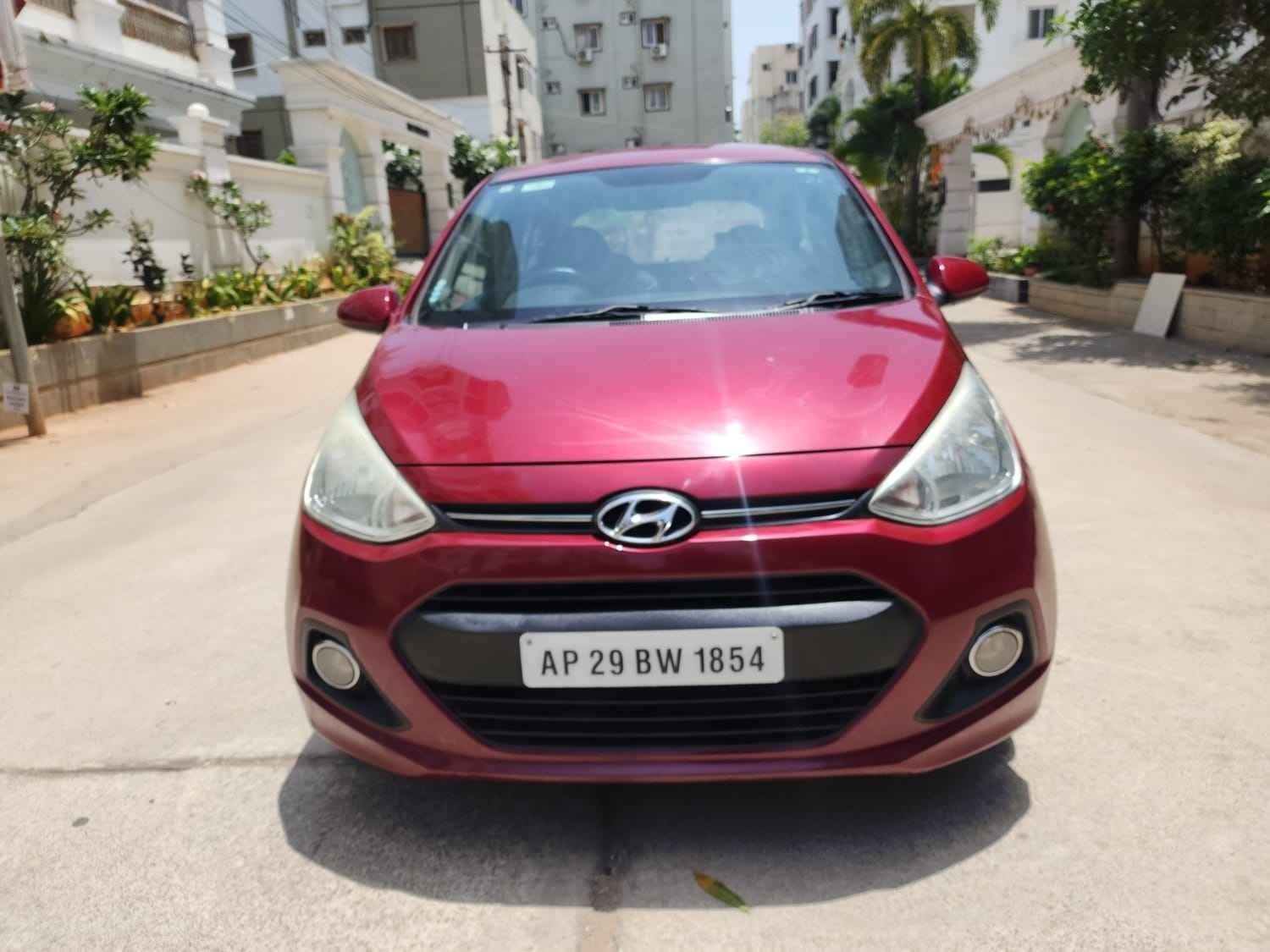 Grand i10 Sportz Diesel Manual - Image 3