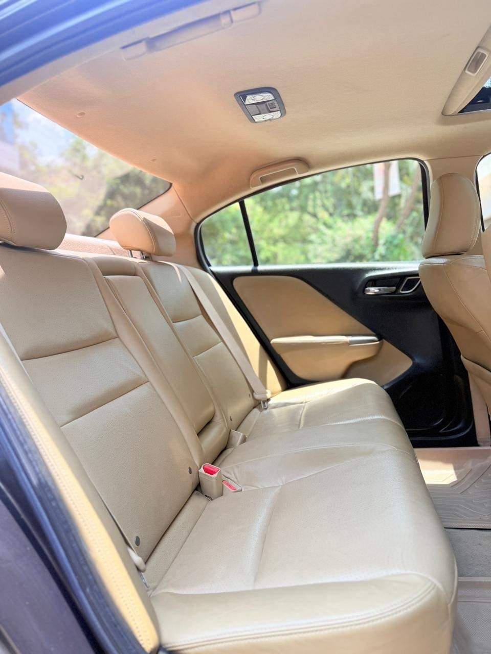 Honda Ctiy ZX CVT - Image 5
