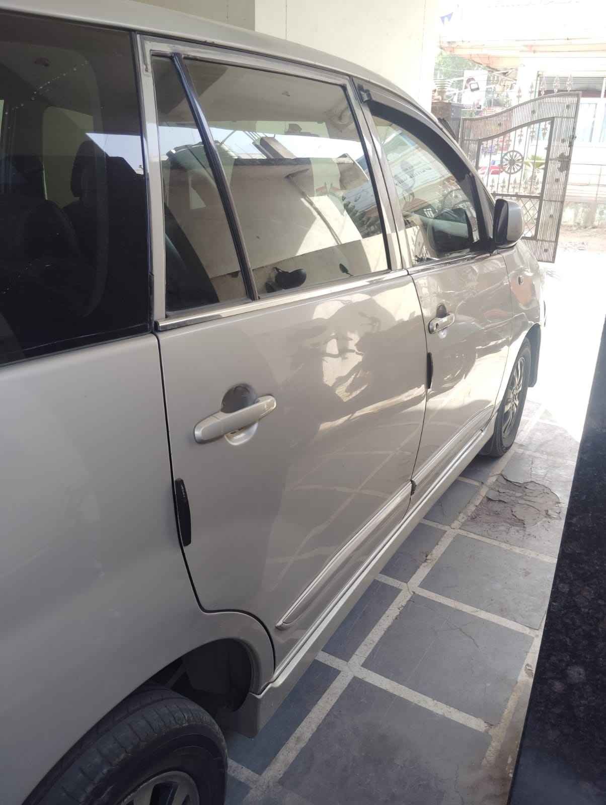 Toyota Innova 2.5GX Diesel Manual - Image 8