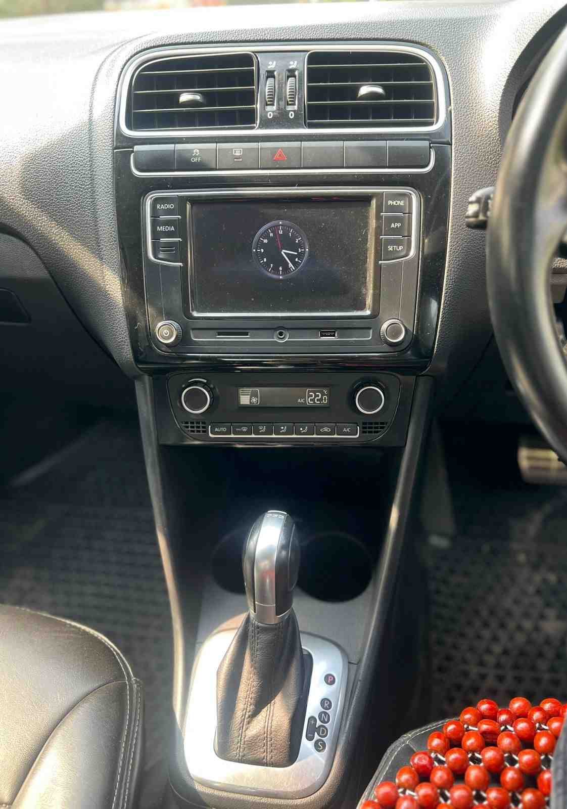 Volkswagen Polo GT TSI DSG - Image 6