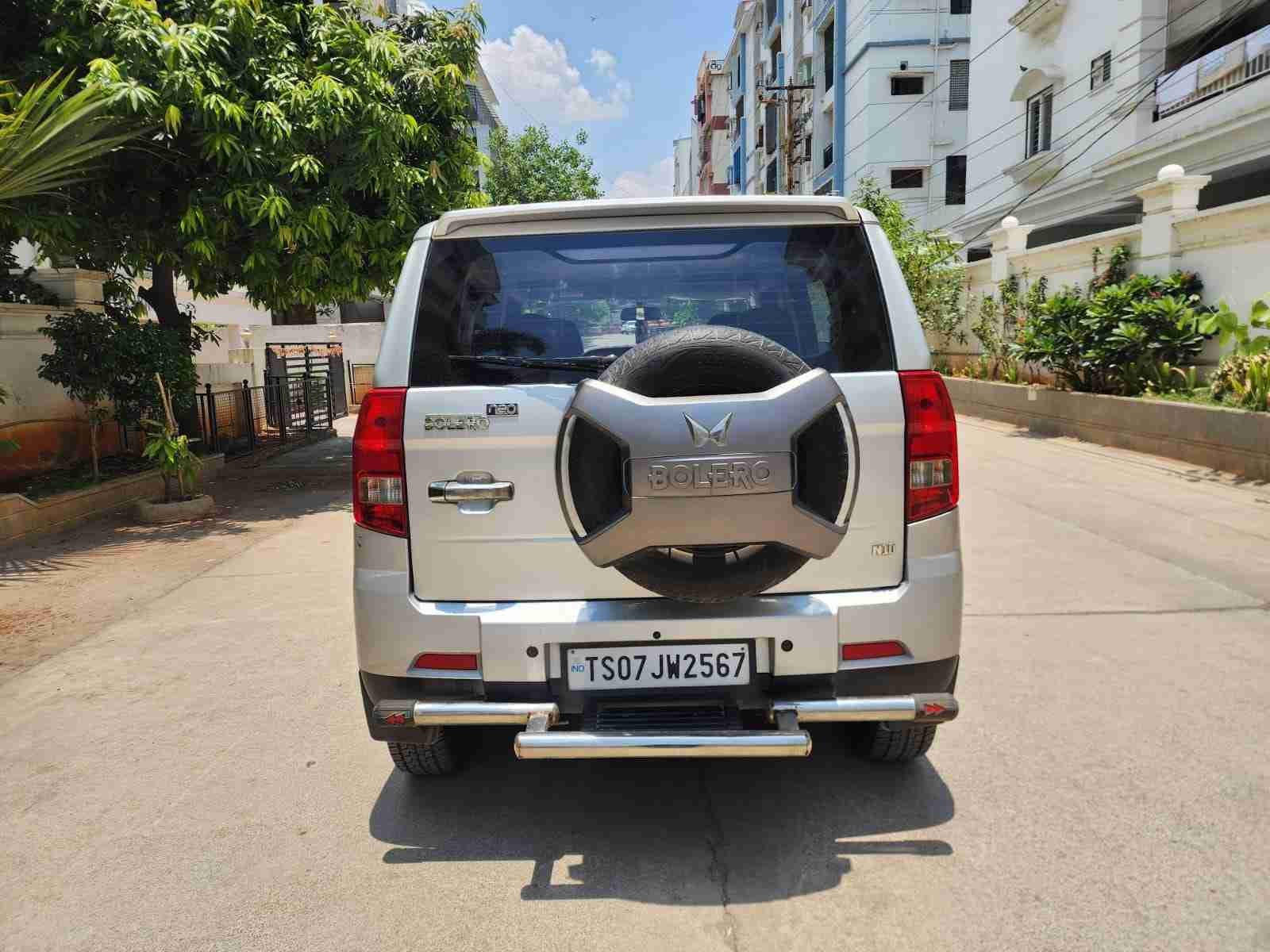 Bolero Neo N10 Diesel Manual - Image 3