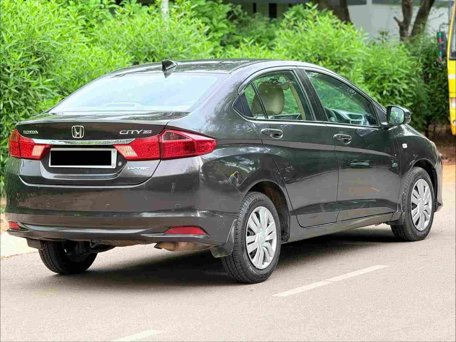 Honda City Petrol Automatic CVT - Image 2