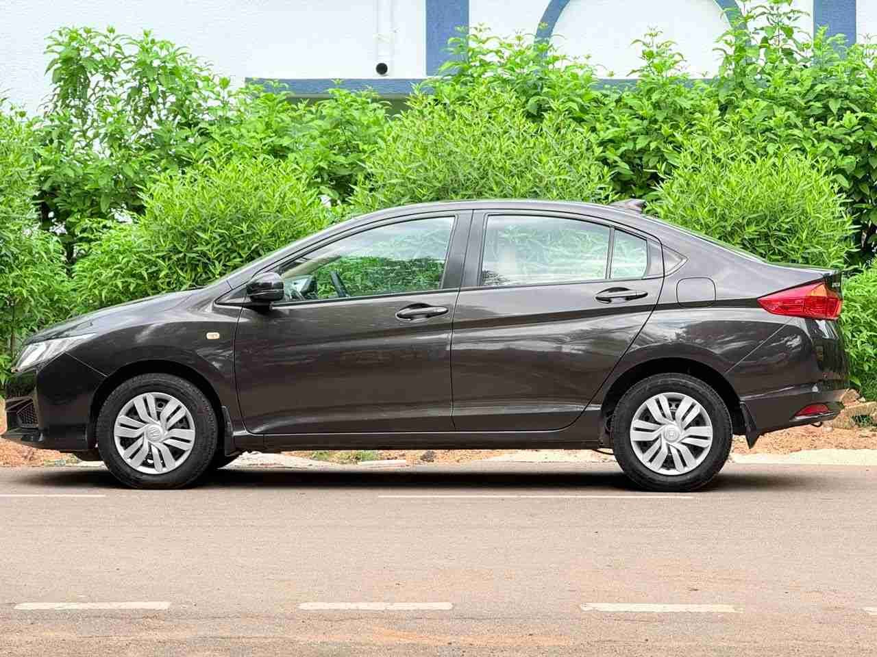 Honda City Petrol Automatic CVT - Image 5