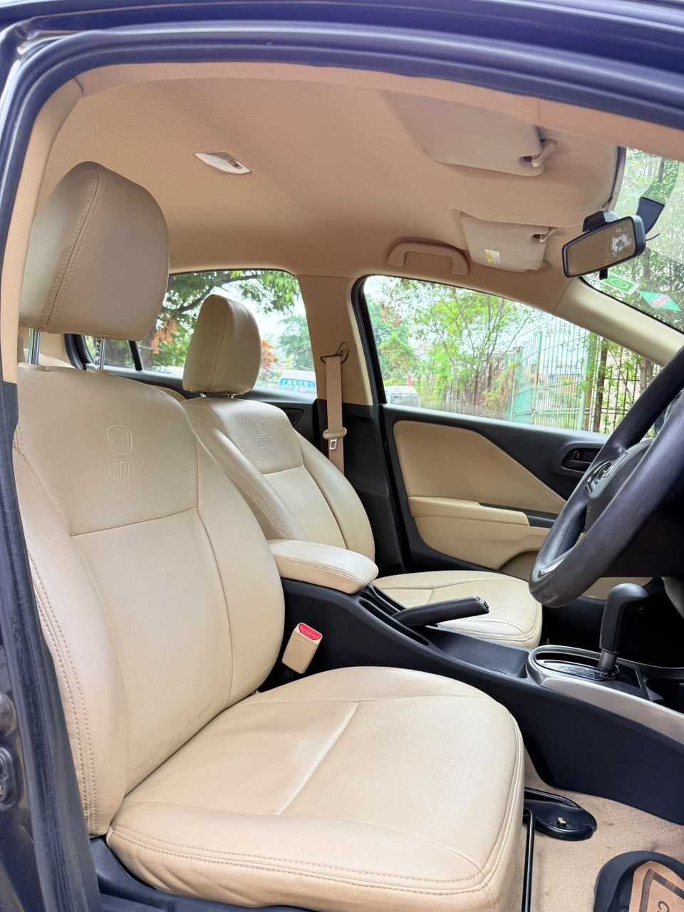 Honda City Petrol Automatic CVT - Image 8