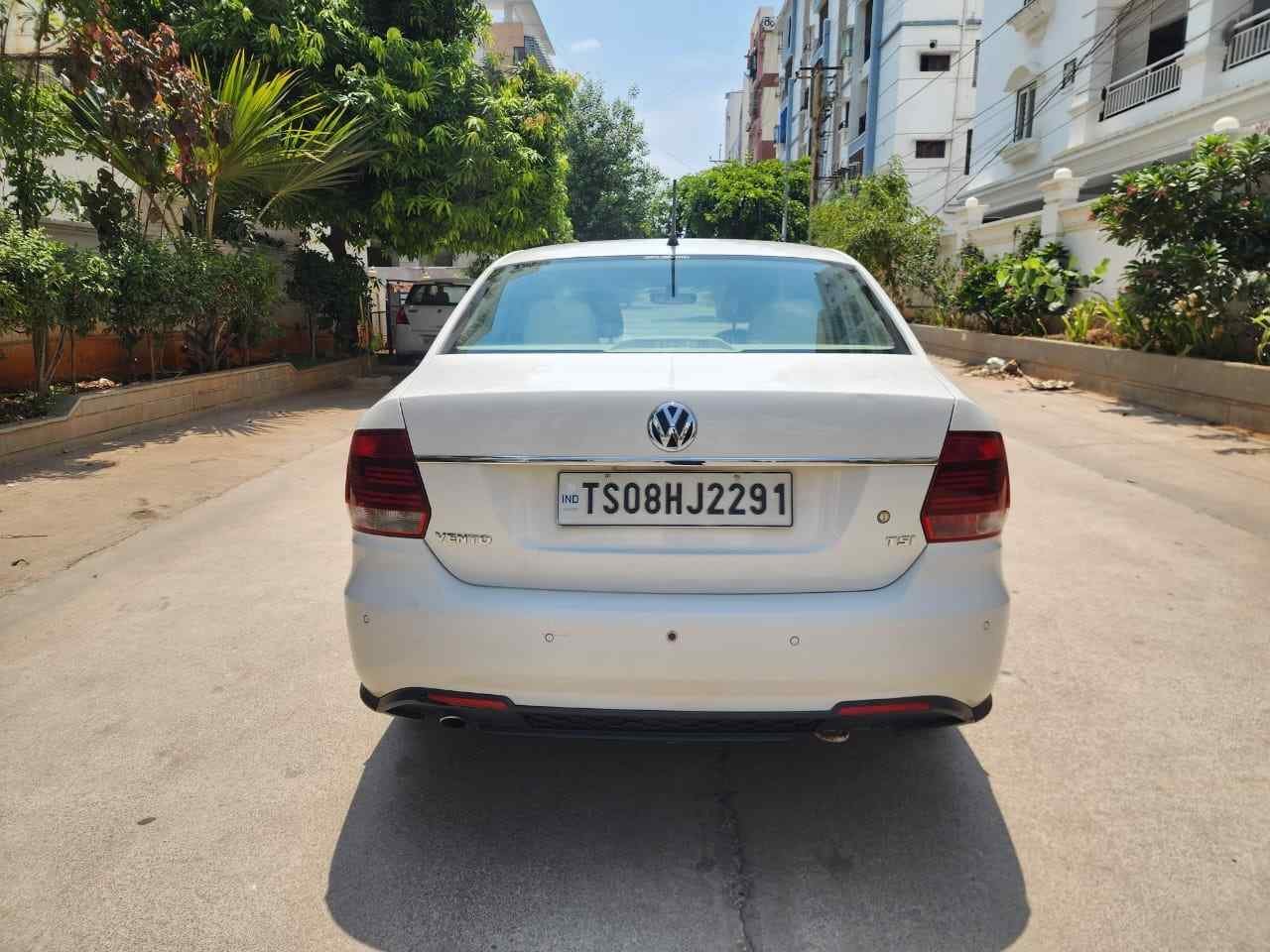 Volkswagen Vento TSi  AT 2021 - Image 8