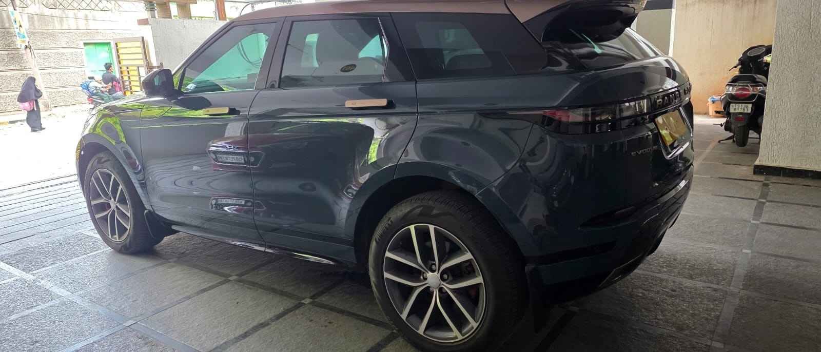 Range Rover Evoque 2025 - Image 10