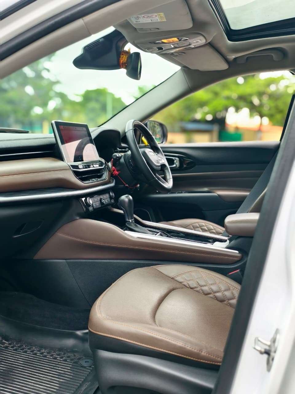 JEEP Meridian Limited Plus 2023 - Image 2